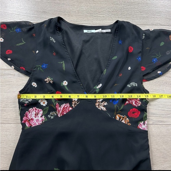 Urban Outfitters Kimchi Blue Floral Print Midi Dress - Picture 14 of 16